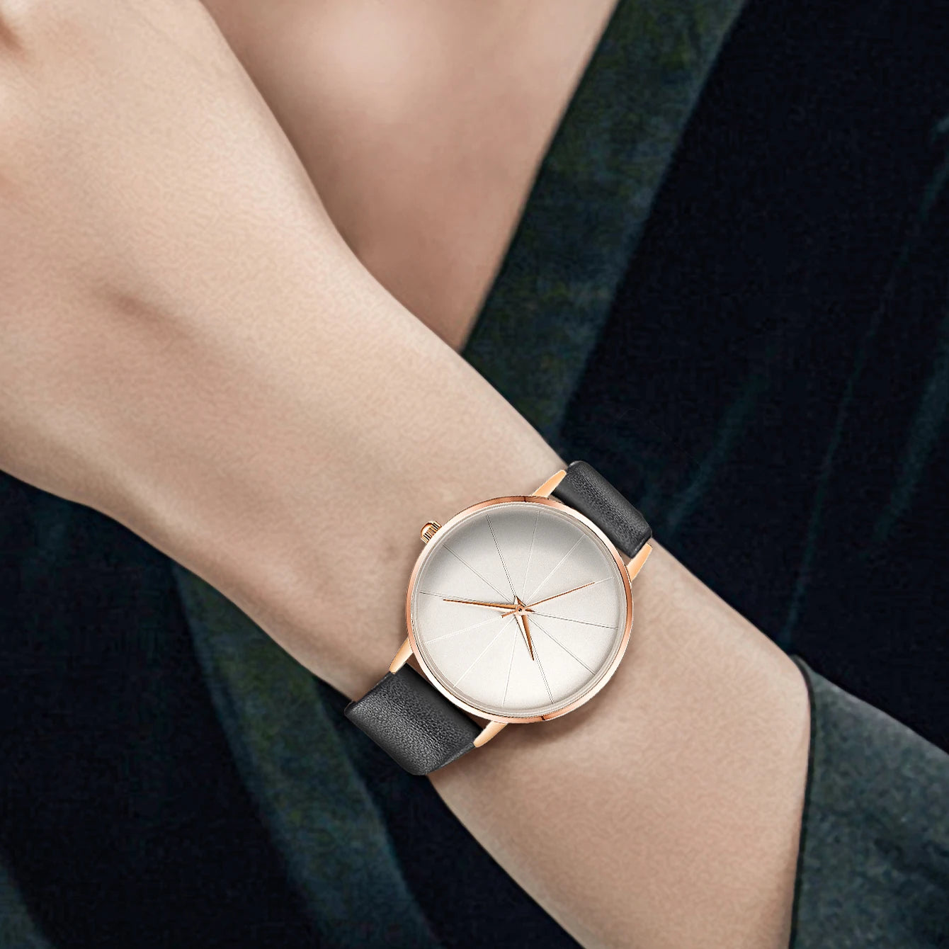 Luxury Fashion Watch Women Leather Watch Ladies Simple Quartz Bracelet Wrist Watch Women's Clock