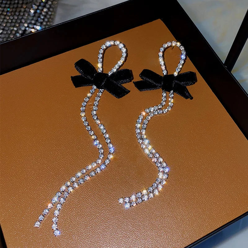 Kiss Jewelry Korean Fashion Black Velvet Bow Long Rhinestone Tassel Earrings for Women Luxury Wedding Shiny Drop Earring Gift