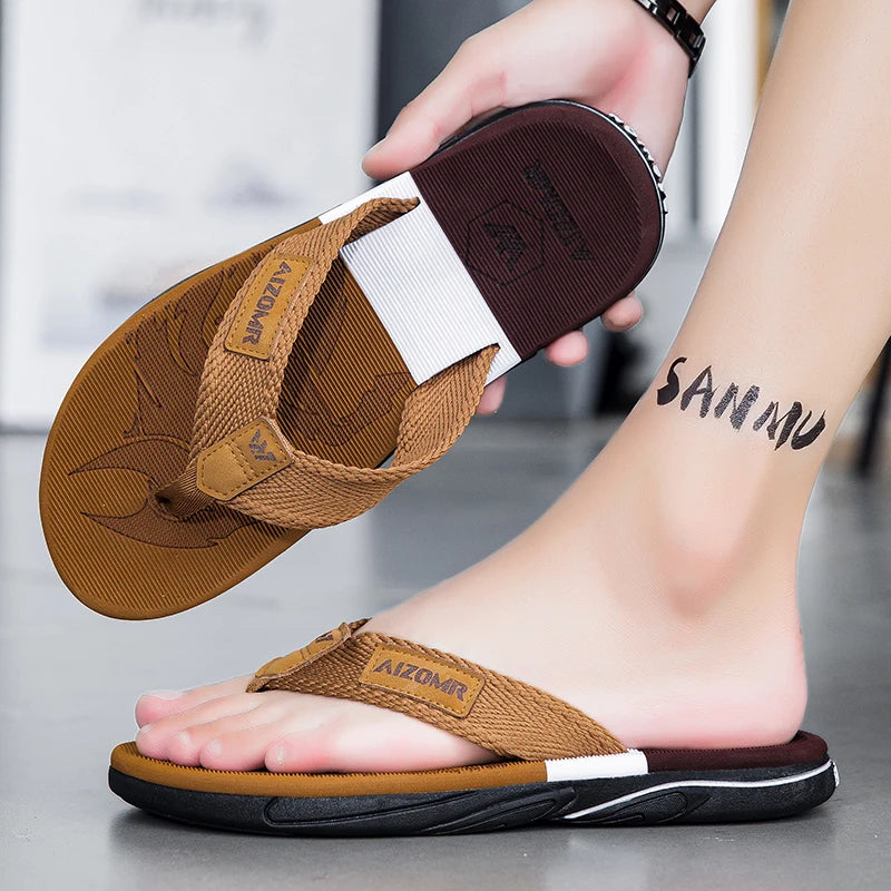 Man House Flip Flops Summer Breathable Beach Shoes EVA Slippers Sandals Men Luxury Flip Flops Soft Slippers Home Clogs Slides
