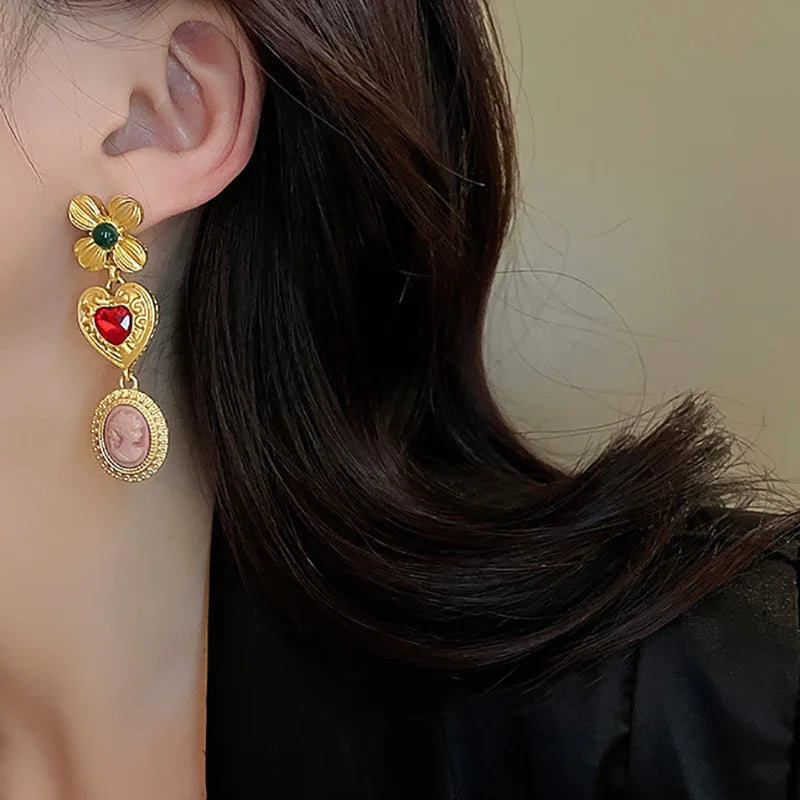 SHMIK Vintage Baroque Women Elegant Rhinestone Heart Earrings Jewelry Exquisite Lady Classic Middle Palace Drop Earring Gift