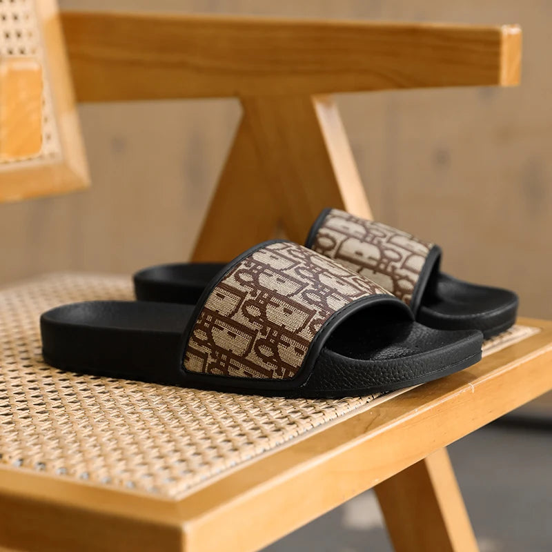 Men's Home Slippers Lightweight Summer New Style Flat and Worn Casual Retro Patterned Anti-slip Quick-drying Sandals