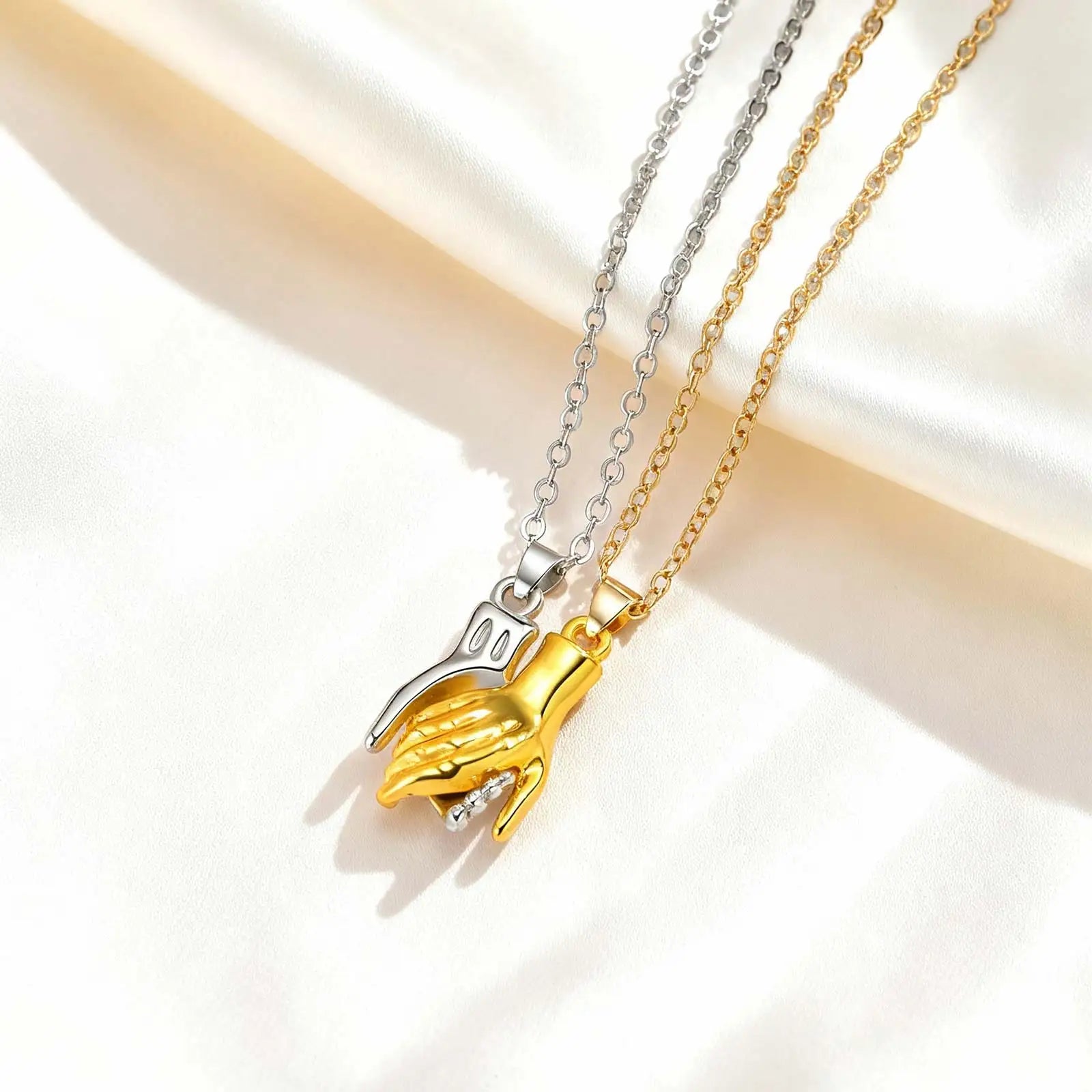 Creative Magnetic Clasp Hold Hand Pendant Necklace, Stainless Steel Hand in Hand Couples Necklace for Lover Valentine's Day Gift