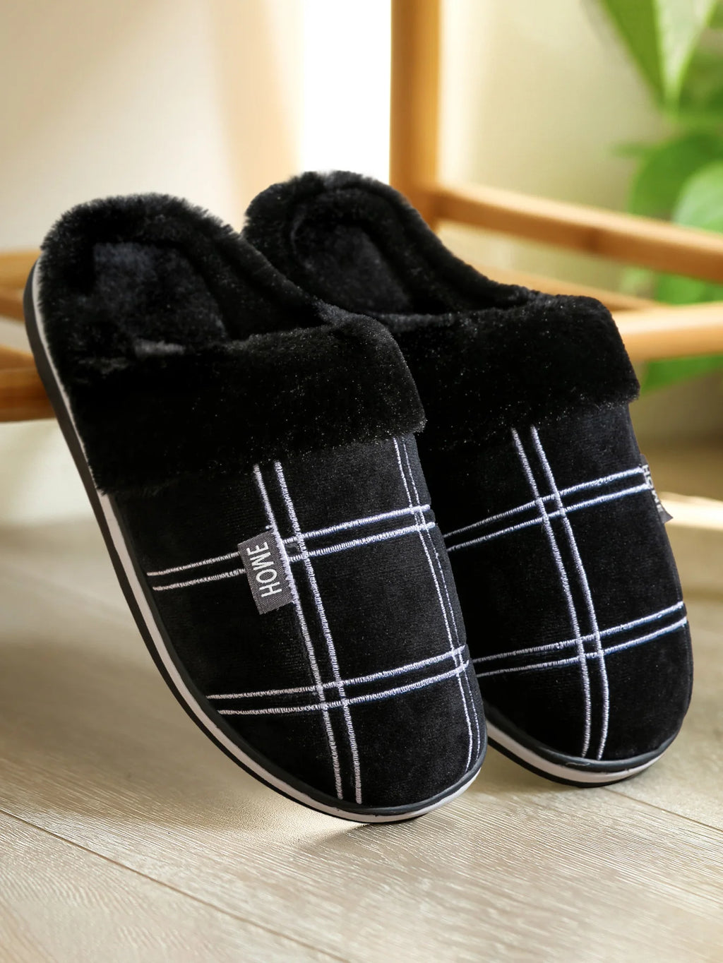 House slippers for men Plaid Warm Soft Comfortable Non Slip Living room Shoes Sturdy Sole Big Size 40-50