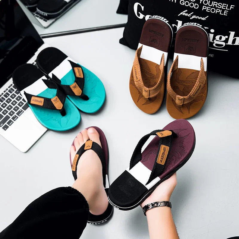 Man House Flip Flops Summer Breathable Beach Shoes EVA Slippers Sandals Men Luxury Flip Flops Soft Slippers Home Clogs Slides