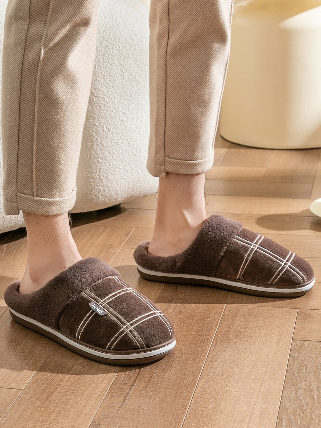 House slippers for men Plaid Warm Soft Comfortable Non Slip Living room Shoes Sturdy Sole Big Size 40-50