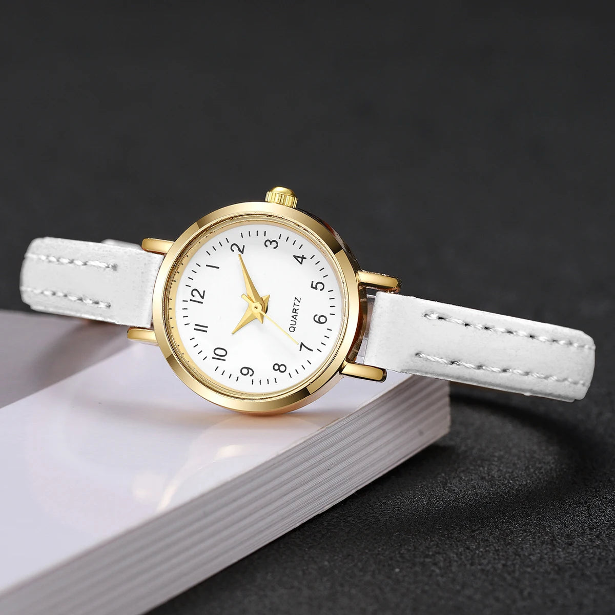 Fashion  Small Dial Women's Quartz Watch Ladies Leather Strap Wrist Watches Reloj Mujer（Without Box）