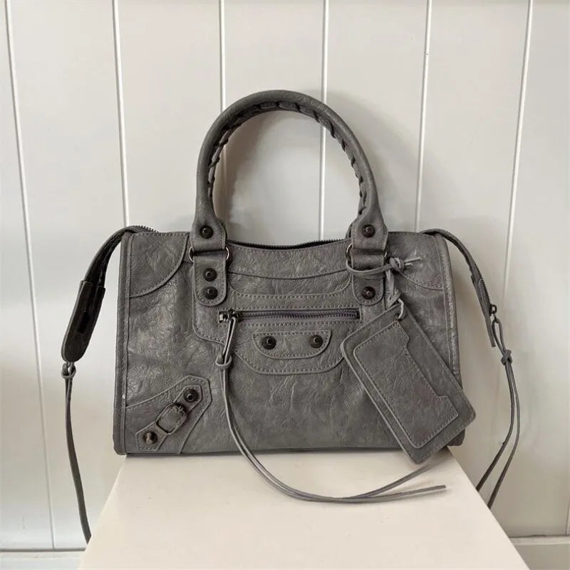 Paris Rivet Locomotive Bag ins Spice Girl Bag French Premium Sense Retro Trendy Portable Pillow Bag One Shoulder Crossbody Bag